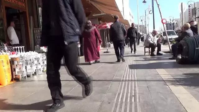 Sur esnafından 'asfalt mı parke taşı mı' referandumu