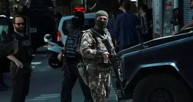 Suriye'den yasadışı yollarla İstanbul'a gelen El Kaide üyesi terörist yakalandı