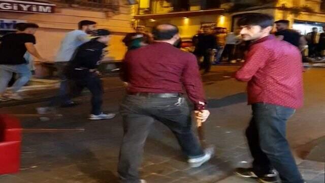 Suriyeliler Taksim'i birbirine kattı