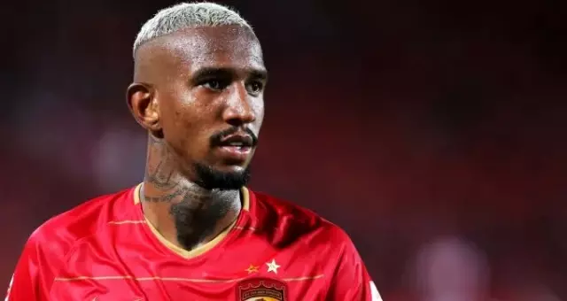 Talisca menajerler aracılığıyla Fenerbahçe'ye önerildi