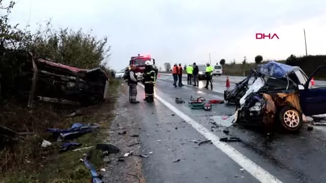 Tekirdağ'da yağış kaza getirdi: 2 ölü, 3 yaralı Tekirdağ'da yağış kaza getirdi: 2 ölü, 3 yaralı