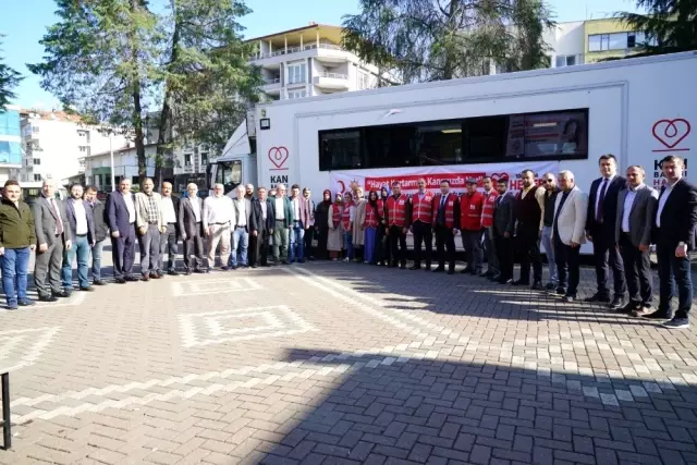 Terme'de kan bağışı seferberliği Terme'de kan bağışı seferberliği
