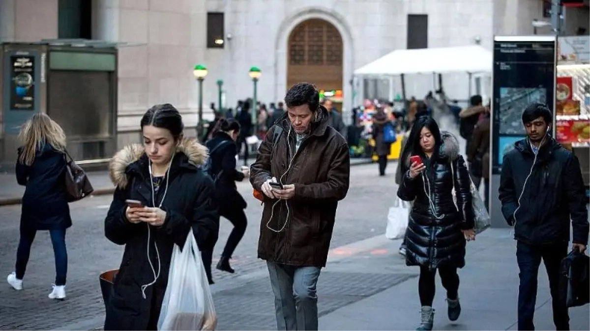 Akıllı telefon satışları: Samsung zirvede, iPhone'nun pazar payı azaldı