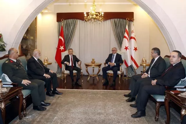 Akıncı, Cumhurbaşkanı Yardımcısı Oktay başkanlığındaki heyeti kabul etti Akıncı, Cumhurbaşkanı Yardımcısı Oktay başkanlığındaki heyeti kabul etti
