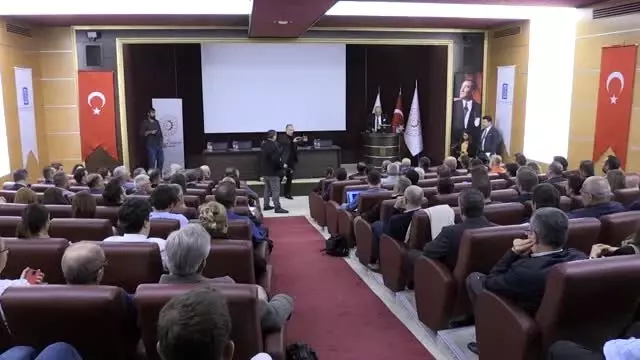Bakan Yardımcısı Kacır, Manisalı sanayicilerle buluştu Bakan Yardımcısı Kacır, Manisalı sanayicilerle buluştu