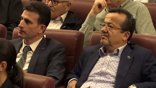 Bakan Yardımcısı Kacır, Manisalı sanayicilerle buluştu Bakan Yardımcısı Kacır, Manisalı sanayicilerle buluştu