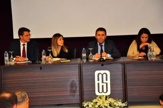 Bakan Yardımcısı Kacır, Manisalı sanayicilerle buluştu Bakan Yardımcısı Kacır, Manisalı sanayicilerle buluştu