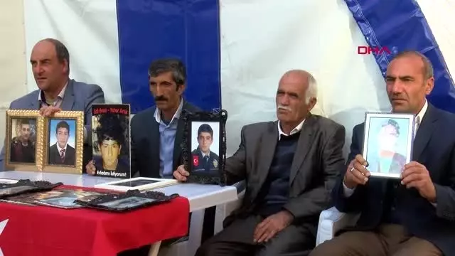 Diyarbakır hdp önündeki eylemde 74'üncü gün Diyarbakır hdp önündeki eylemde 74'üncü gün