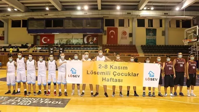 Gediz Elektrik Basketbol Takımı, lösemili çocuklar için maske takarak farkındalık oluşturdu Gediz Elektrik Basketbol Takımı, lösemili çocuklar için maske takarak farkındalık oluşturdu