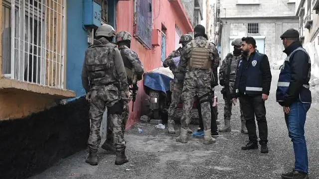 HDP'li 4 belediye başkanı gözaltına alındı