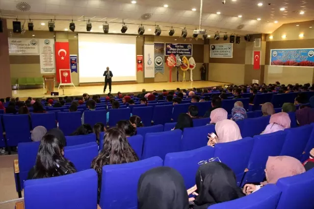 Şarkışla'da Mevlid-i Nebi Haftası etkinliği Şarkışla'da Mevlid-i Nebi Haftası etkinliği