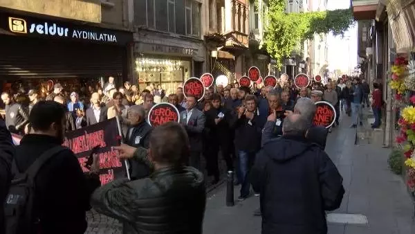 Sinagog saldırılarında ölenler anıldı Sinagog saldırılarında ölenler anıldı