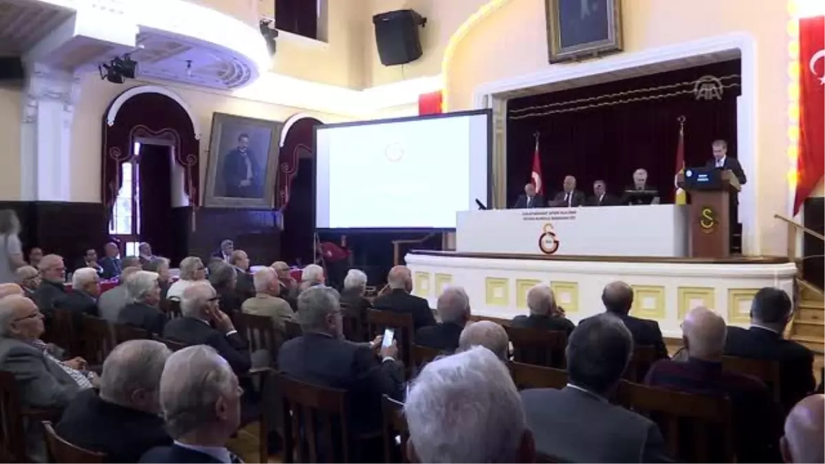 (TEKRAR) Galatasaray Kulübünün divan kurulu toplantısı