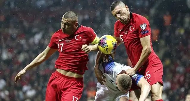 Türkiye evinde kalesini gole kapattı!
