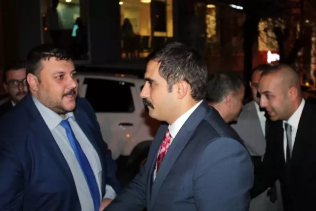 Ülkü Ocakları başkanından Tosya Belediyesine ziyaret Ülkü Ocakları başkanından Tosya Belediyesine ziyaret
