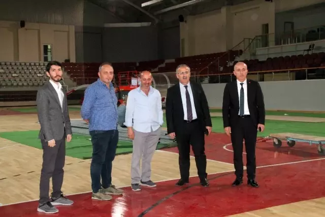 Yalova'da spor tesislerine 6 milyon 35 bin TL'lik yatırım Yalova'da spor tesislerine 6 milyon 35 bin TL'lik yatırım
