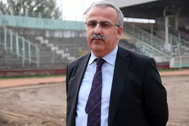 Yalova'da spor tesislerine 6 milyon 35 bin TL'lik yatırım Yalova'da spor tesislerine 6 milyon 35 bin TL'lik yatırım