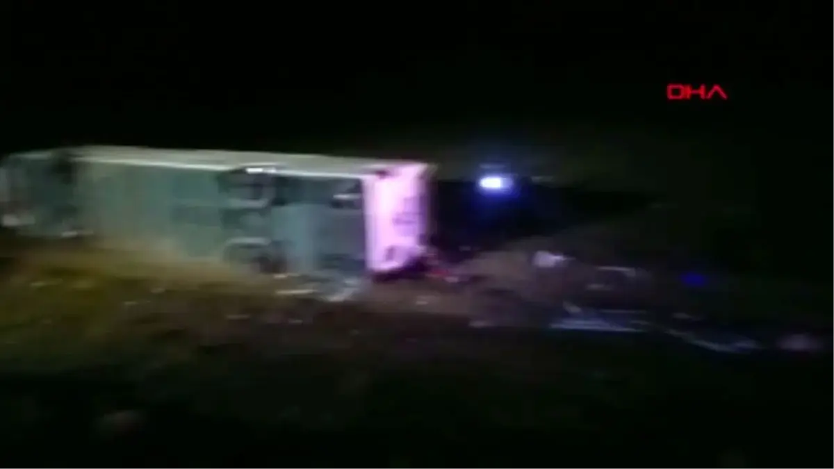 Aksaray'da yolcu otobüsü kaza yaptı çok sayıda yaralı var