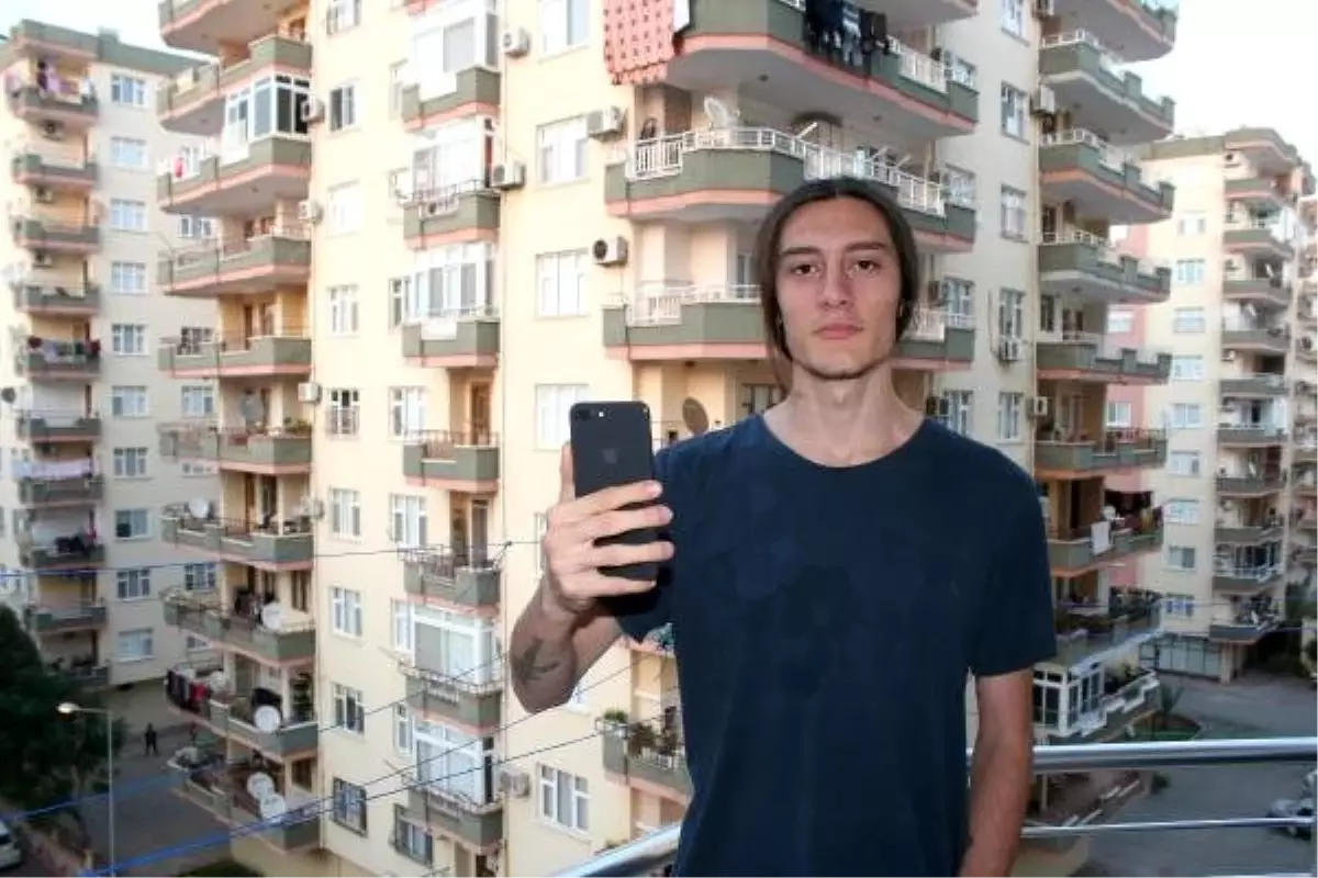 Apple'ın açığını buldu ödül kazandı