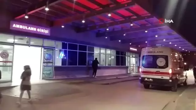 Trafik kazası geçiren Bülent Arınç'ın damadı, Erol Olçok Eğitim ve Araştırma Hastanesi'ne kaldırıldı Trafik kazası geçiren Bülent Arınç'ın damadı, Erol Olçok Eğitim ve Araştırma Hastanesi'ne kaldırıldı