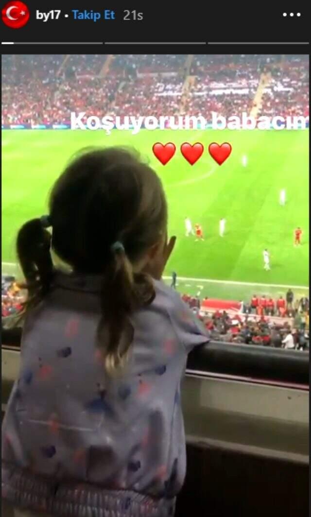 Burak Yılmaz kızının videosunu paylaştı: Baba koş baba