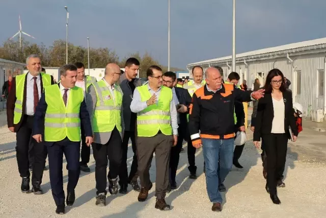 Enerji Bakanı Dönmez Türk Akım alım terminalini ziyaret etti Enerji Bakanı Dönmez Türk Akım alım terminalini ziyaret etti
