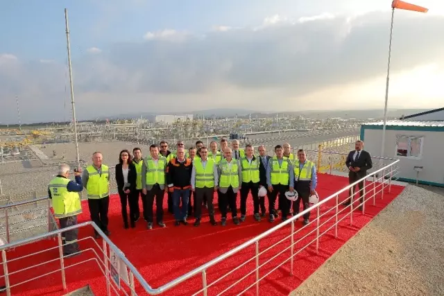 Enerji Bakanı Dönmez Türk Akım alım terminalini ziyaret etti Enerji Bakanı Dönmez Türk Akım alım terminalini ziyaret etti