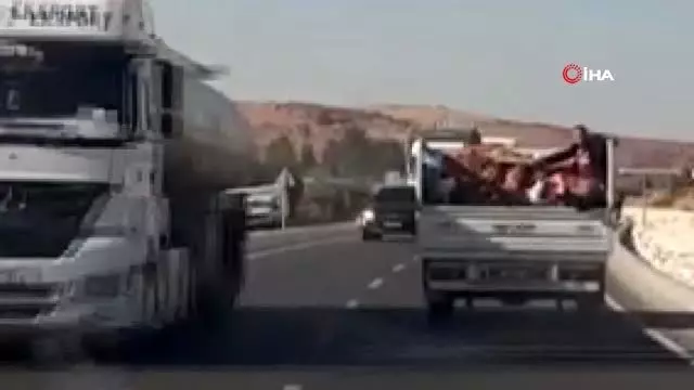 Eşyalarla tehlikeli yolculuk kamerada Eşyalarla tehlikeli yolculuk kamerada