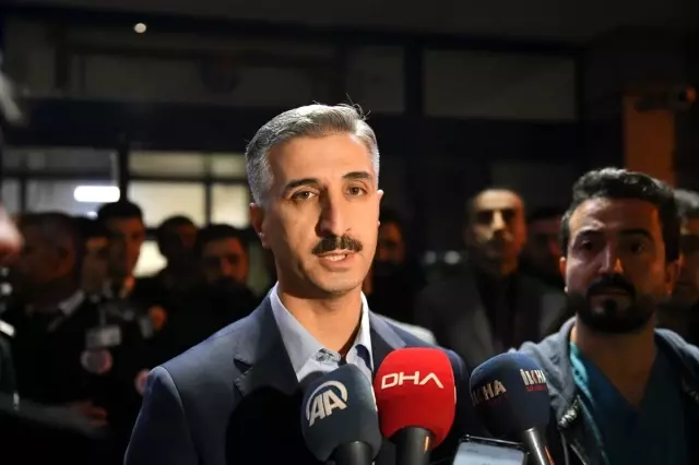 Gaziantep'te çöken iskelenin altında kalan mühendis yaşamını yitirdi Gaziantep'te çöken iskelenin altında kalan mühendis yaşamını yitirdi