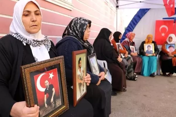 HDP önündeki eylemde 75'inci gün HDP önündeki eylemde 75'inci gün