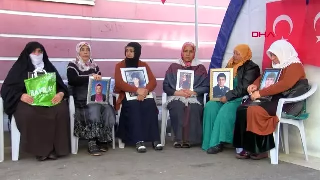 Hdp önündeki eylemde 75'inci gün Hdp önündeki eylemde 75'inci gün