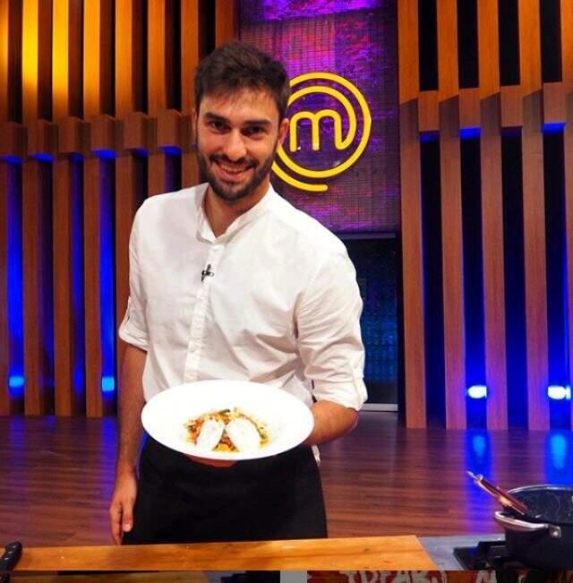 MasterChef Ekin, ünlü oyuncu İclal Aydın'ın kuzeni çıktı