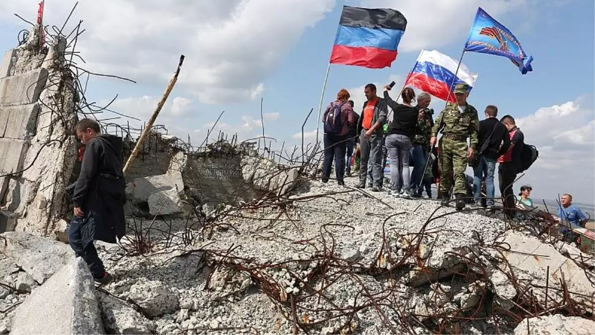Paris'te 9 Aralık'ta Ukrayna'nın doğusundaki krize ilişkin zirve düzenlenecek