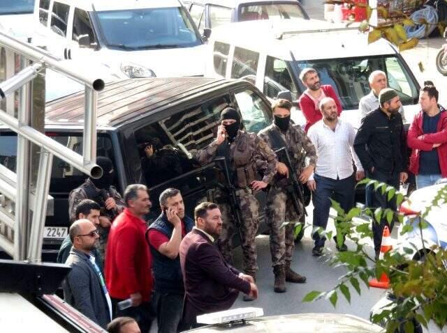 Pendik'te 3 kişiyi öldüren saldırgana linç girişimi!