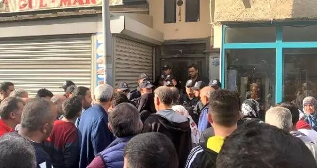 İstanbul'da akrabalar arasında çıkan silahlı kavgada 3 kişi öldü