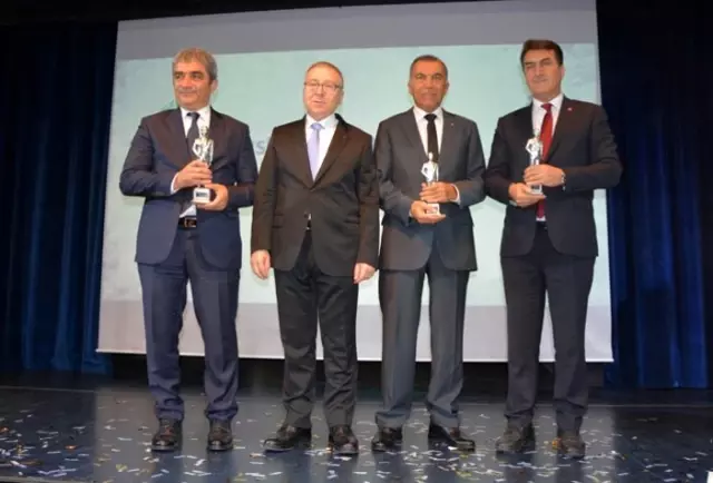 2018 Doğan Ersöz Ödülü’nü Karsan aldı 2018 Doğan Ersöz Ödülü’nü Karsan aldı