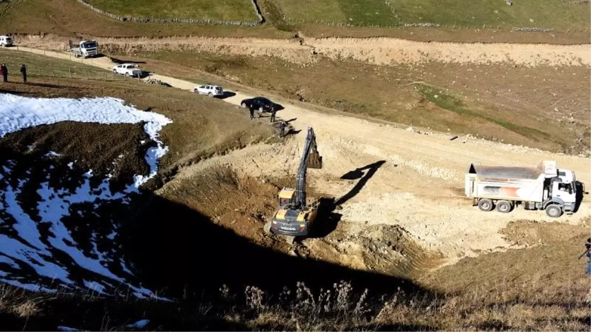 Dipsiz Göl'ü 'kurtarma' çalışmaları başladı