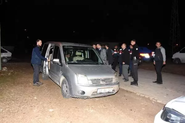 Eski eşini yaralayıp, sevgilisi olduğu iddiasıyla fırıncıyı öldürdü (3) Eski eşini yaralayıp, sevgilisi olduğu iddiasıyla fırıncıyı öldürdü (3)