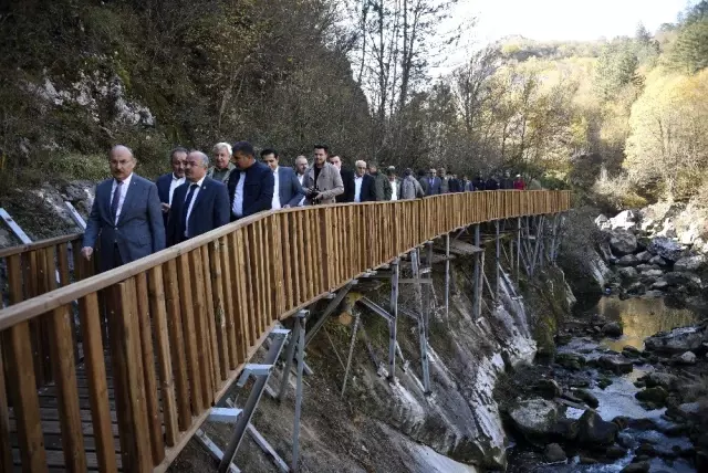 Horma Kanyonu'na 3 kilometrelik yürüyüş parkuru yapıldı Horma Kanyonu'na 3 kilometrelik yürüyüş parkuru yapıldı