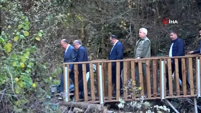 Horma Kanyonuna 3 kilometre uzunluğunda yürüyerek parkuru yapıldı Horma Kanyonuna 3 kilometre uzunluğunda yürüyerek parkuru yapıldı