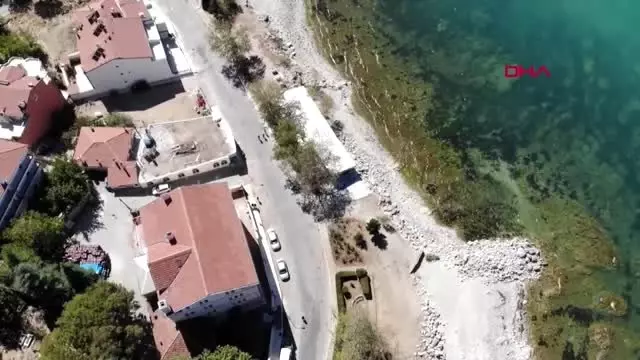 Isparta-eğirdir gölü'nü kurutan borular- 5 kasım arşiv görüntü Isparta-eğirdir gölü'nü kurutan borular- 5 kasım arşiv görüntü