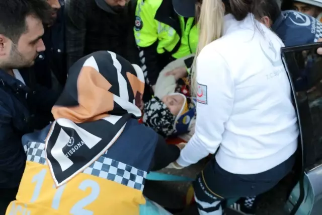 Kahramanmaraş'ta trafik kazaları: 7 yaralı Kahramanmaraş'ta trafik kazaları: 7 yaralı
