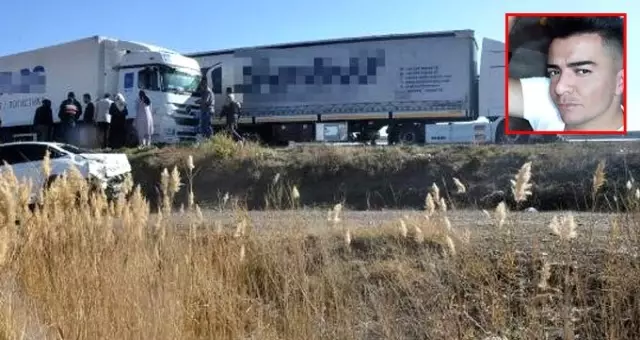 Kayseri'de TIR ile otomobil çarpıştı: 1 ölü, 3 yaralı