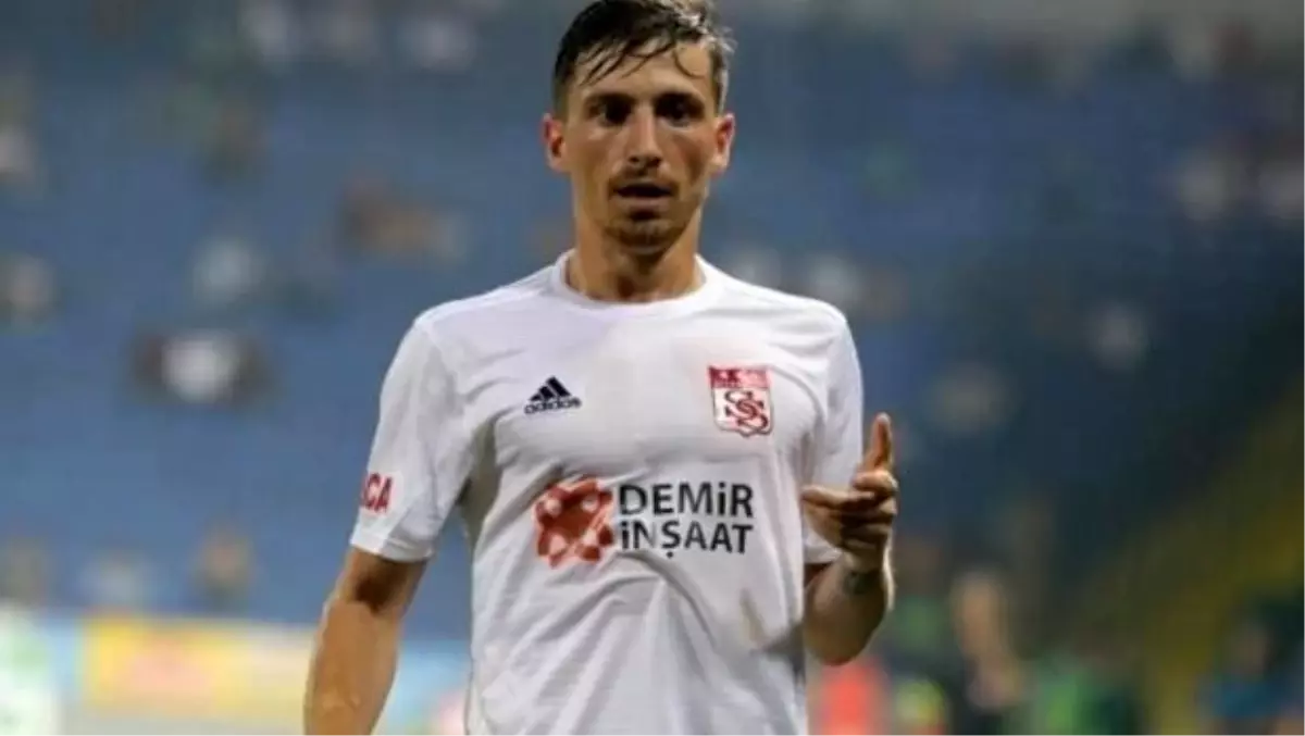 Mert Hakan Yandaş için ezeli rekabet!