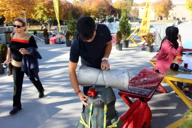 Otostopla Türkiye'den sonra dünyayı gezecek