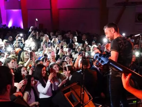 Resul Dindar, Almanya'da konser verdi