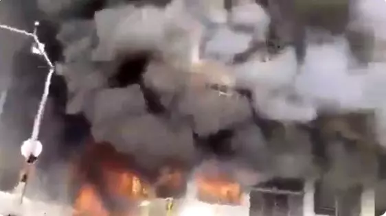 Tahran'da göstericiler 'Hamaney'e ölüm' sloganları attı Tahran'da göstericiler 'Hamaney'e ölüm' sloganları attı