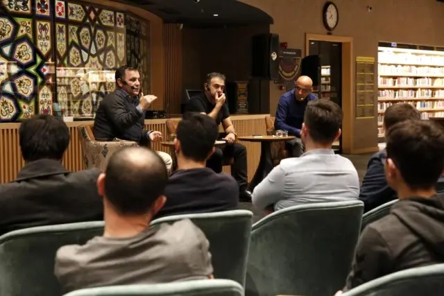 Türkiye'nin dış politikası Başakşehir'de konuşuldu Türkiye'nin dış politikası Başakşehir'de konuşuldu