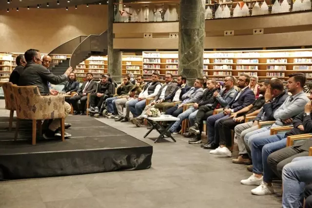 Türkiye'nin dış politikası Başakşehir'de konuşuldu Türkiye'nin dış politikası Başakşehir'de konuşuldu