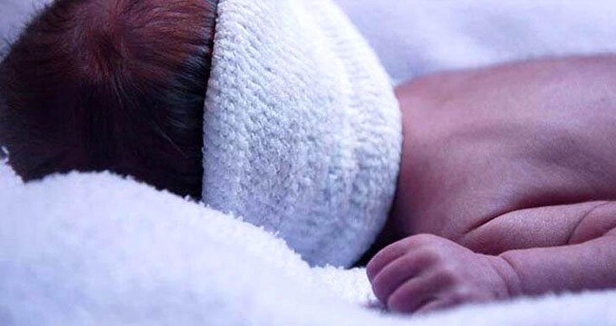 8 günlük bebeğinin cansız bedenini hastaneye getiren anne, 'Bu öldü, bunu alın' dedi
